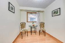 clean/quiet upstairs room near UTM Dundas/Erin Mills Pkwy Sept1 - Photo 7