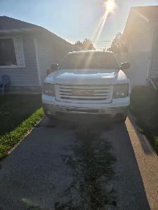 2013 gmc 1500 6.2L...267kms $1500