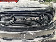 2018 Ram 1500 SPORT CREW 4X4, HEMI, ROOF, RAMBOX, NAV - Photo 9