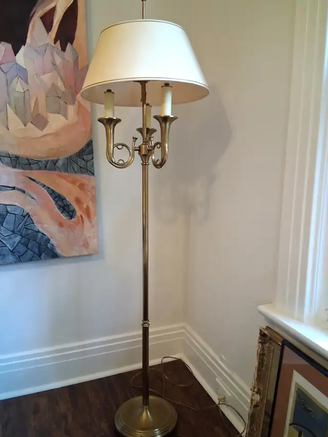 Antique Vintage Tri Lamp
