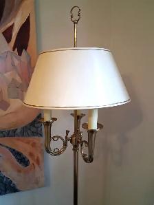 Antique Vintage Tri Lamp - Photo 3
