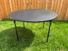 Card/Poker table with chairs