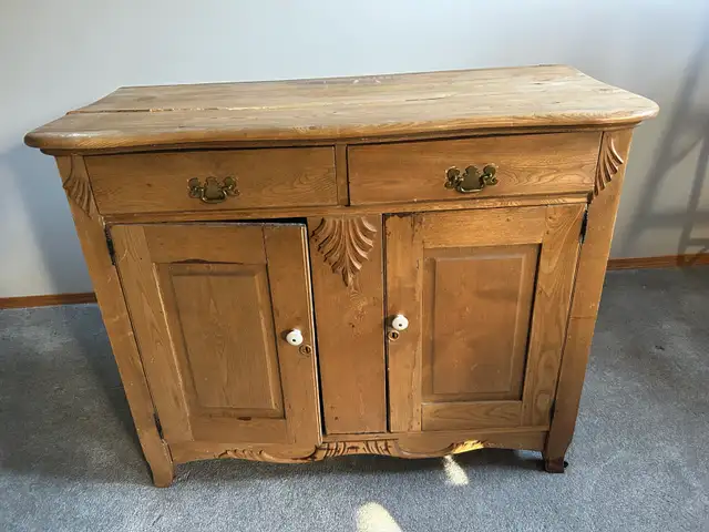 Free Antique Buffet