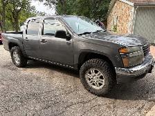 2009 Chevy Colorado LT Crew Cab. - Photo 2