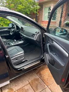 Audi Q5 2018 - For Private Sale - Photo 3