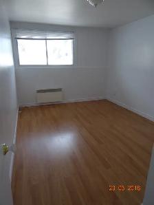 41/2. Longueuil  ( 1 mois  gratuit).  1250$ par  mois. - Photo 7