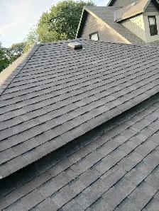 roofing crew for hire - Photo 2