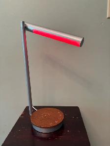 Ultrabrite LED desk lamp with wireless charging - Photo 4