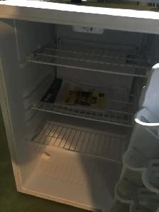 Petit réfrigérateur comme dans les hôtels - Photo 2