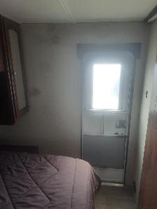 Rear Living Couples Trailer – Spacious & Lightweight - Photo 9