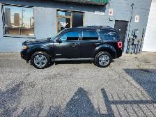 2011 FORD ESCAPE XLT  certified - Photo 4