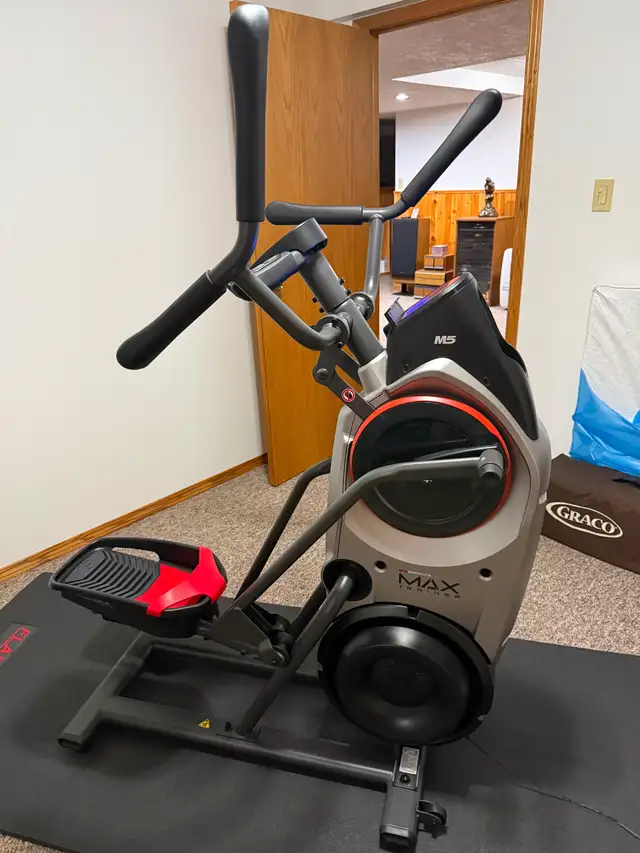 BOWFLEX MAX TRAINER M5