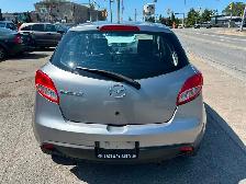 2014 Mazda Mazda2 GX - Photo 6