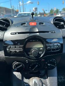 2014 Mazda Mazda2 GX - Photo 17