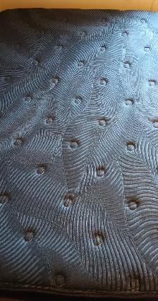 Like New Serta Elite Chiffon Double Mattress (2Yrs old) - Photo 2