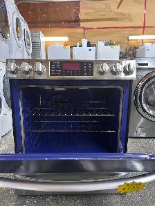 LG Stainless Steel Electric Range - Photo 4