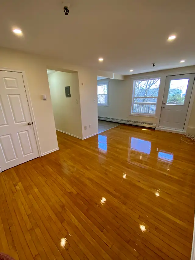 RENO'ED92 Evans Ave Unit 14 - Nov 2nd - Heat, Water, & Pkg Incl!