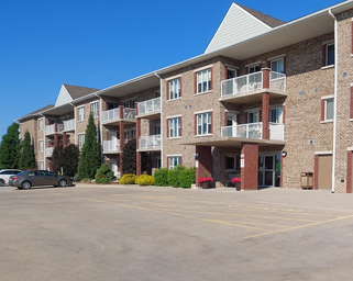 2 Bedroom for rent in Grand Bend - Great for Seniors