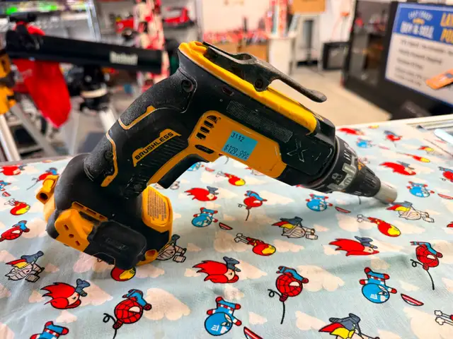 DEWALT 20V MAX XR Brushless Screwgun DCF630 (#3112)