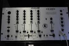 American DJ Q-3433 Mixing Console - Photo 2