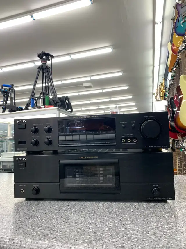 Sony TA-N511 Power Amp   Sony TA-E511 Pre-Amp Combo