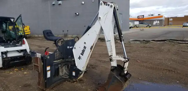 2003 Bobcat 709FDS Skid Steer Backhoe Attachment