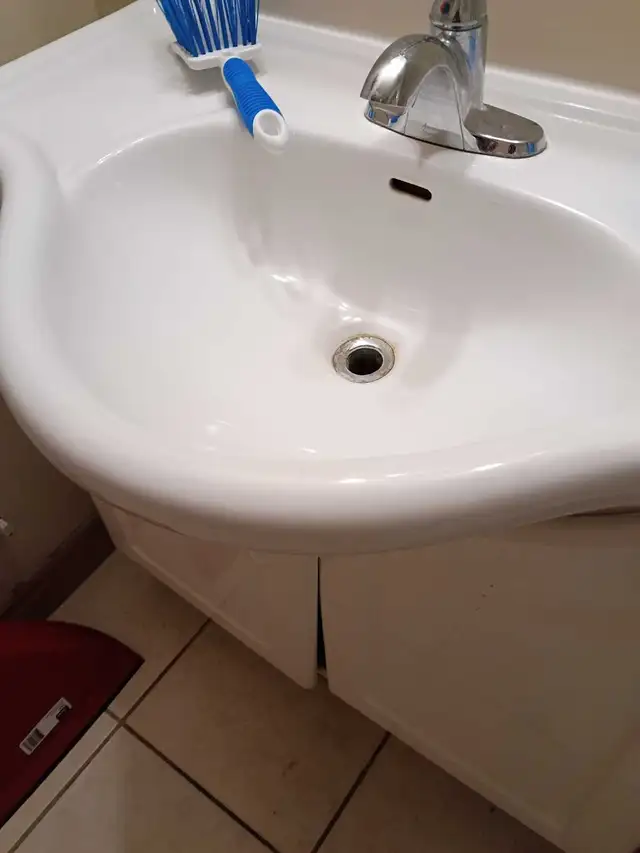 Offering Move Out/Move In Cleaning Services