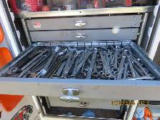 2017 RAM 5500 SERVICE TRUCK FULLY RIGGED WITH ALL TOOLS - Photo 16