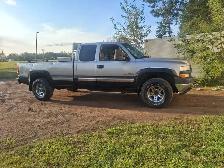 2001 Chevrolet Silverado 2500HD LB7 Duramax Diesel 2WD