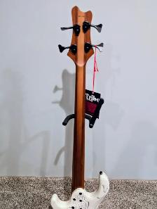 Tribe Avalanche 4 string bass guitar - Photo 4