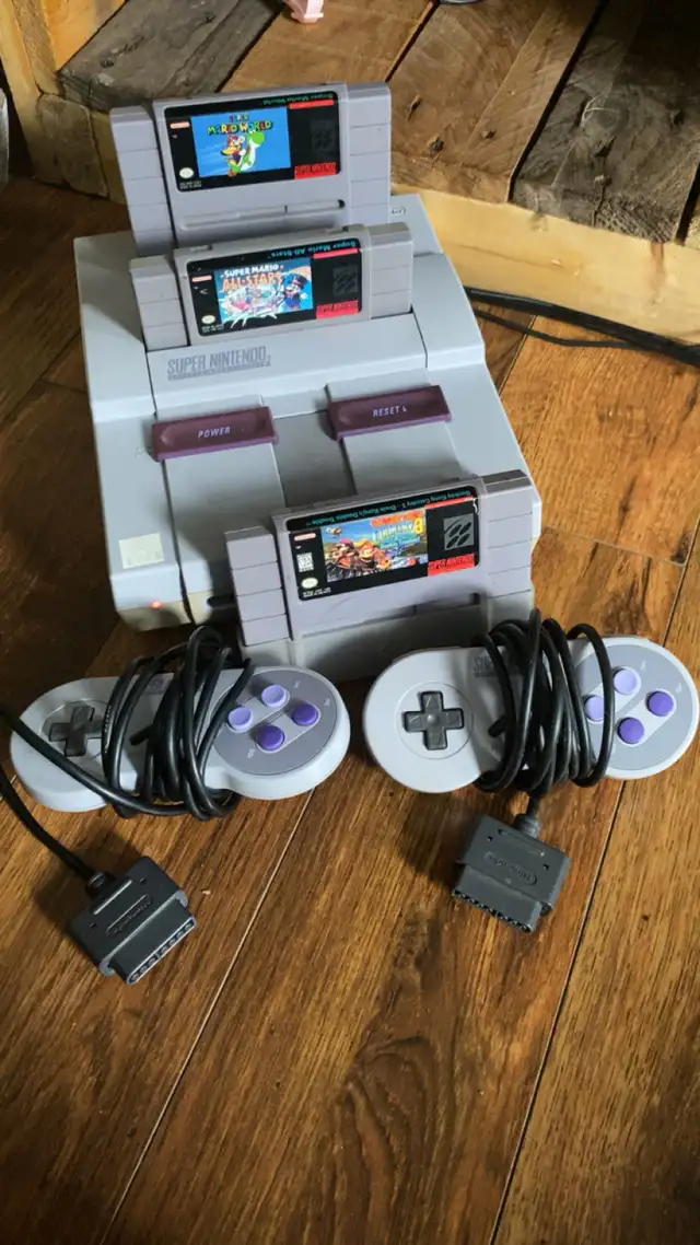 Super Nintendo   3 Games (all original)