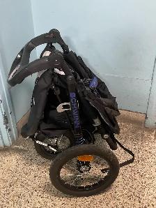 Schwinn Jogging Stroller - Photo 8
