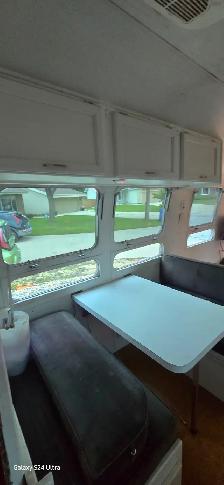 1986 Airstream Excello 32ft - Photo 10