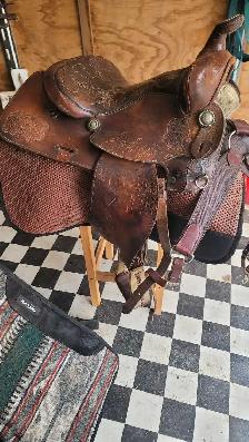 Western Saddle - Photo 2