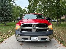 2014 Dodge Ram 1500 5.7 litre Hemi 4x4 - Photo 2