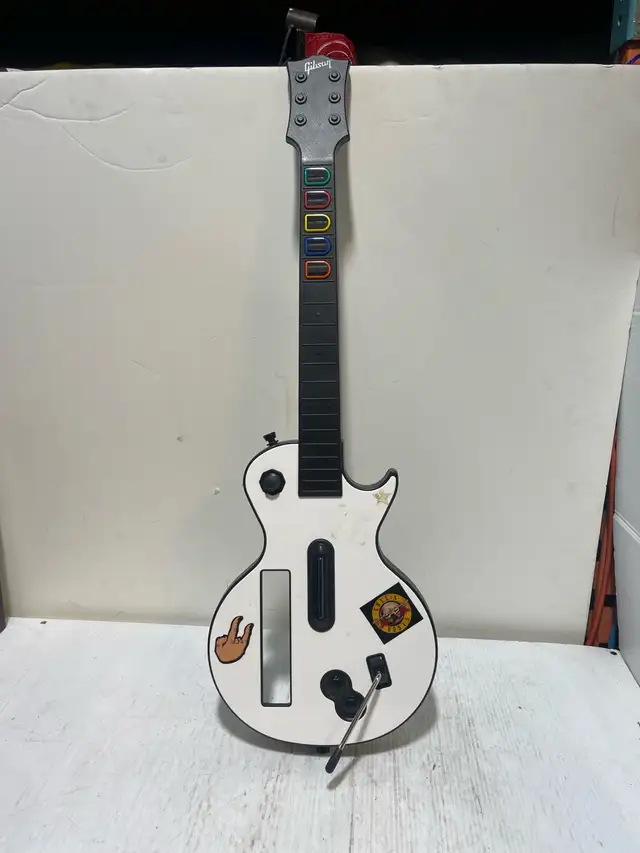 Gibson Guitar Hero Controller for Wii
