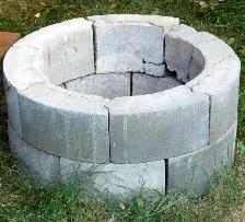 Round fire pit, three courses high - Photo 2