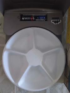 distributeur de nourriture pour chiens et chats - Photo 2