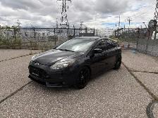 2014 Ford Focus ST - LOADED- CLEAN- CERTIFIED - Photo 3