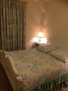 Spacious Room for Rent at Derry Road & Scott Blvd in Milton - Photo 5
