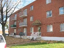 LOGEMENT A LOUER – POINTE AUX TREMBLES – SUPERBE 3 ½ - Photo 2