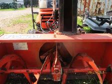 T1760 Kubota lawn mower - Photo 3