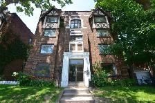 renovated two bedroom, queen and victoria park - ID 2053 - Photo 4