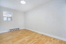 renovated two bedroom, queen and victoria park - ID 2053 - Photo 6