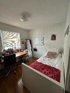 1 bedroom for rent in house of 5 near McMaster - Photo 2