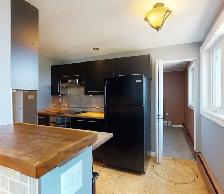 #7361 -1 Bed/1 Bath Condo $1450 Available Oct 1st  H/W incl. - Photo 5