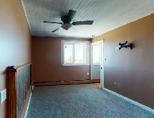 #7361 -1 Bed/1 Bath Condo $1450 Available Oct 1st  H/W incl. - Photo 9
