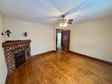 2 Bedroom in Niagara Falls Near Hospitality District - Photo 4