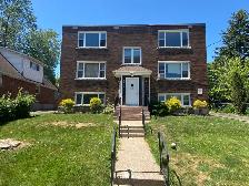 2 Bedroom Apartment Just Steps from the Niagara River! - Photo 9