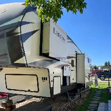 2014 Keystone Laredo 5th Wheel - Photo 3